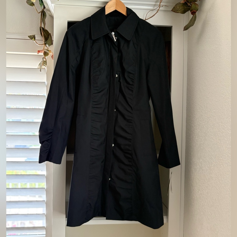 Rainforest Women’s Packable Travel Hooded Rain Windbreaker Coat Jacket Black S